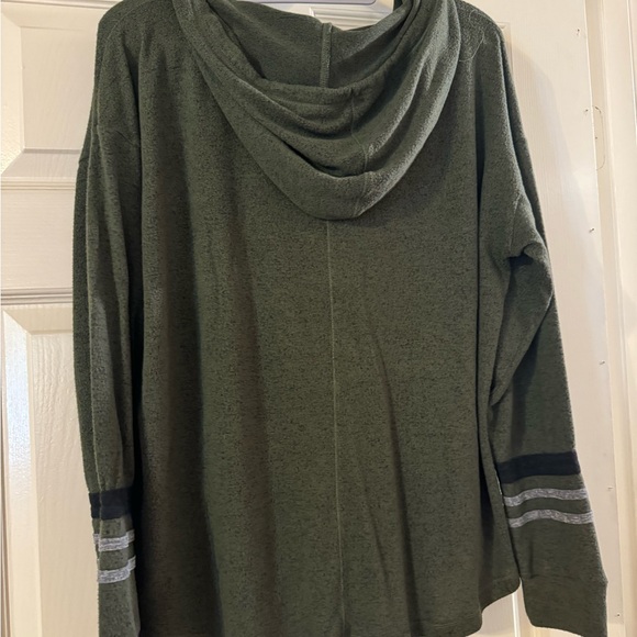 Winter Sweater - Picture 2 of 4